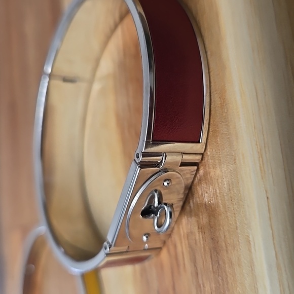 Fossil bangle bracelets - set of 3 - Picture 3 of 7